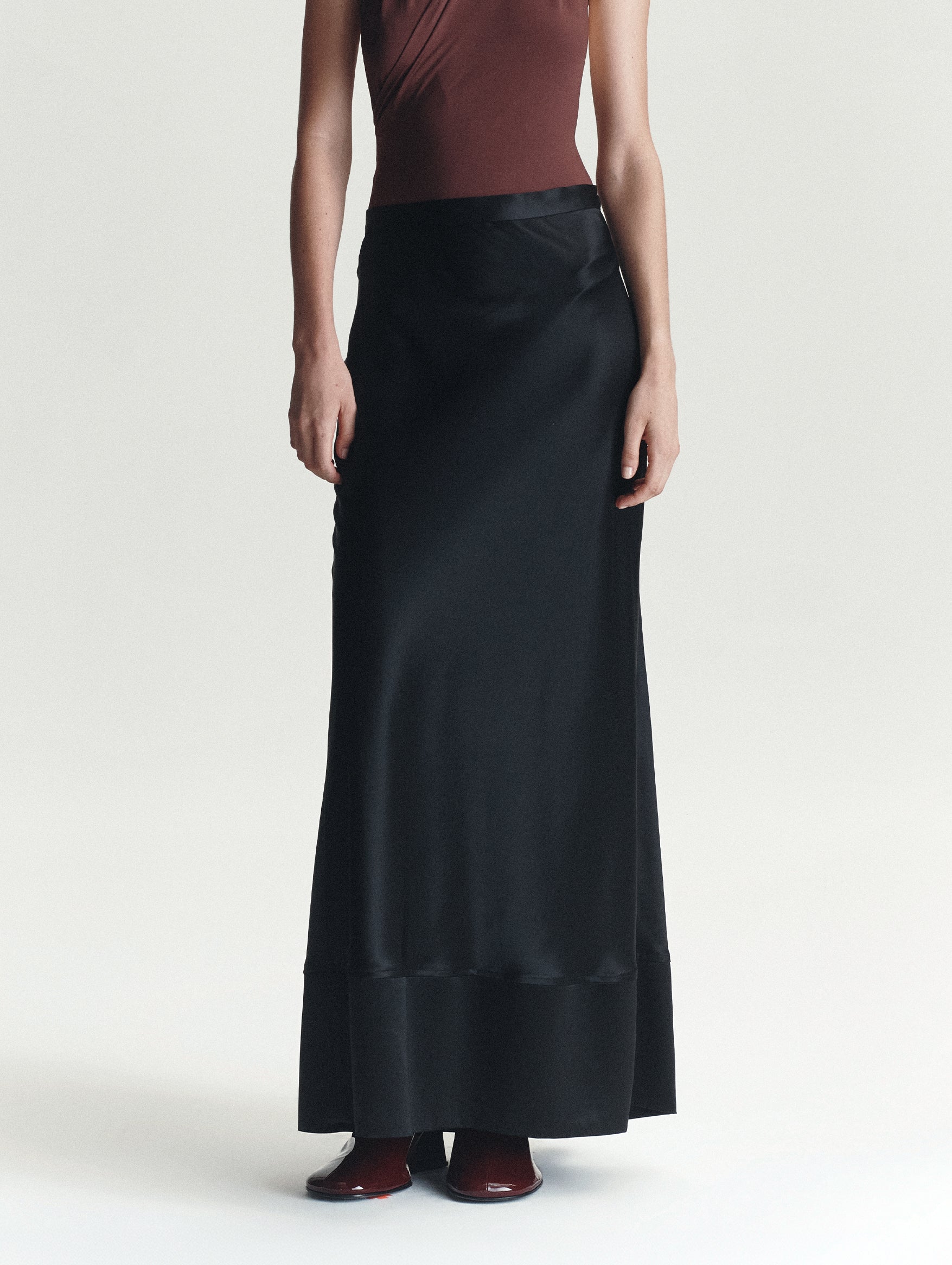 Isla Skirt in Black