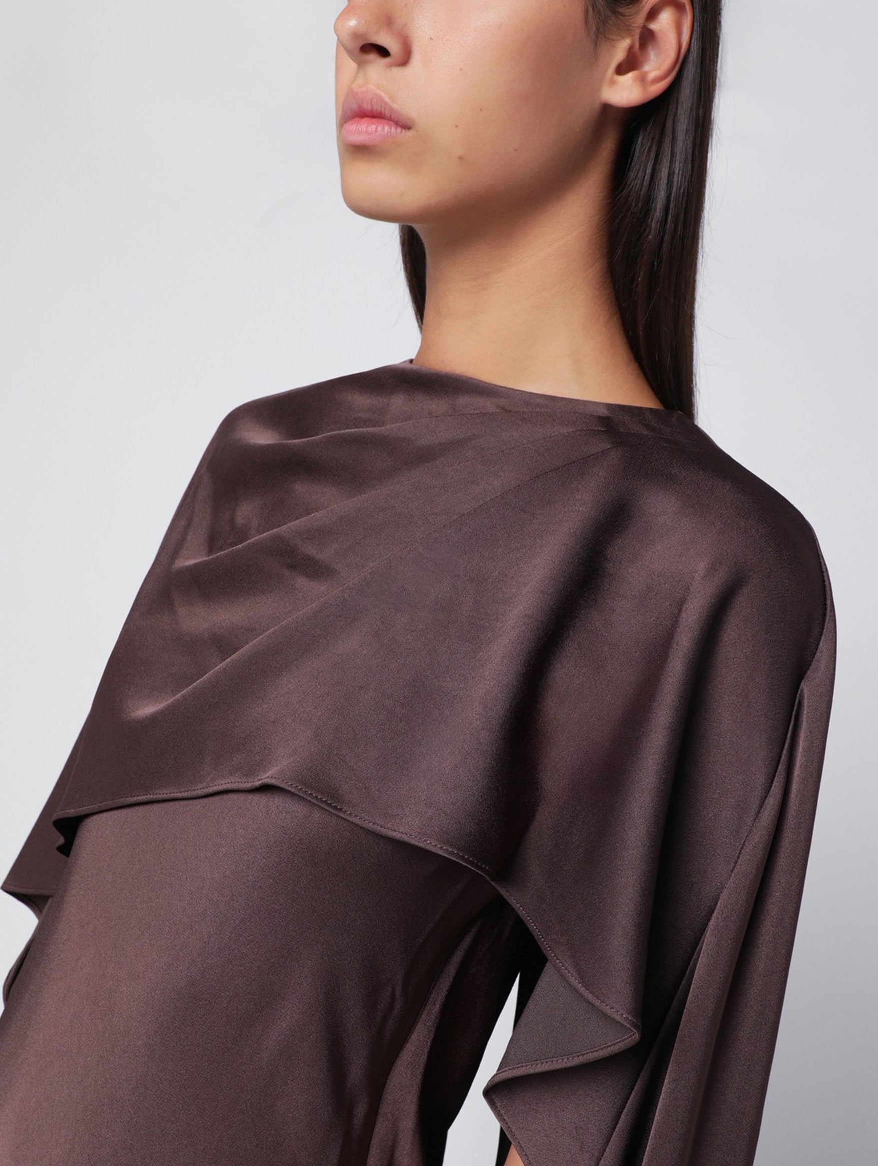 Izel Cape Gown in Chocolate