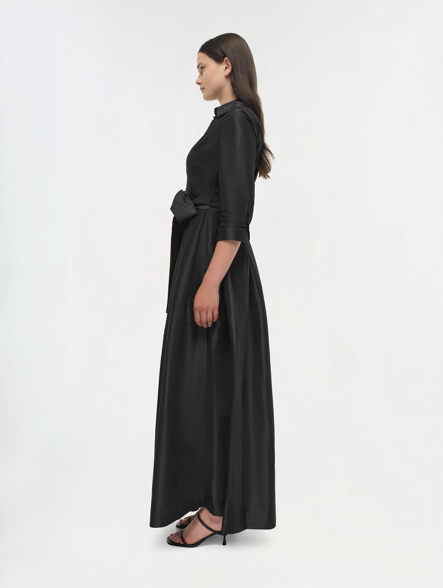 Julip Belted Gown in Black