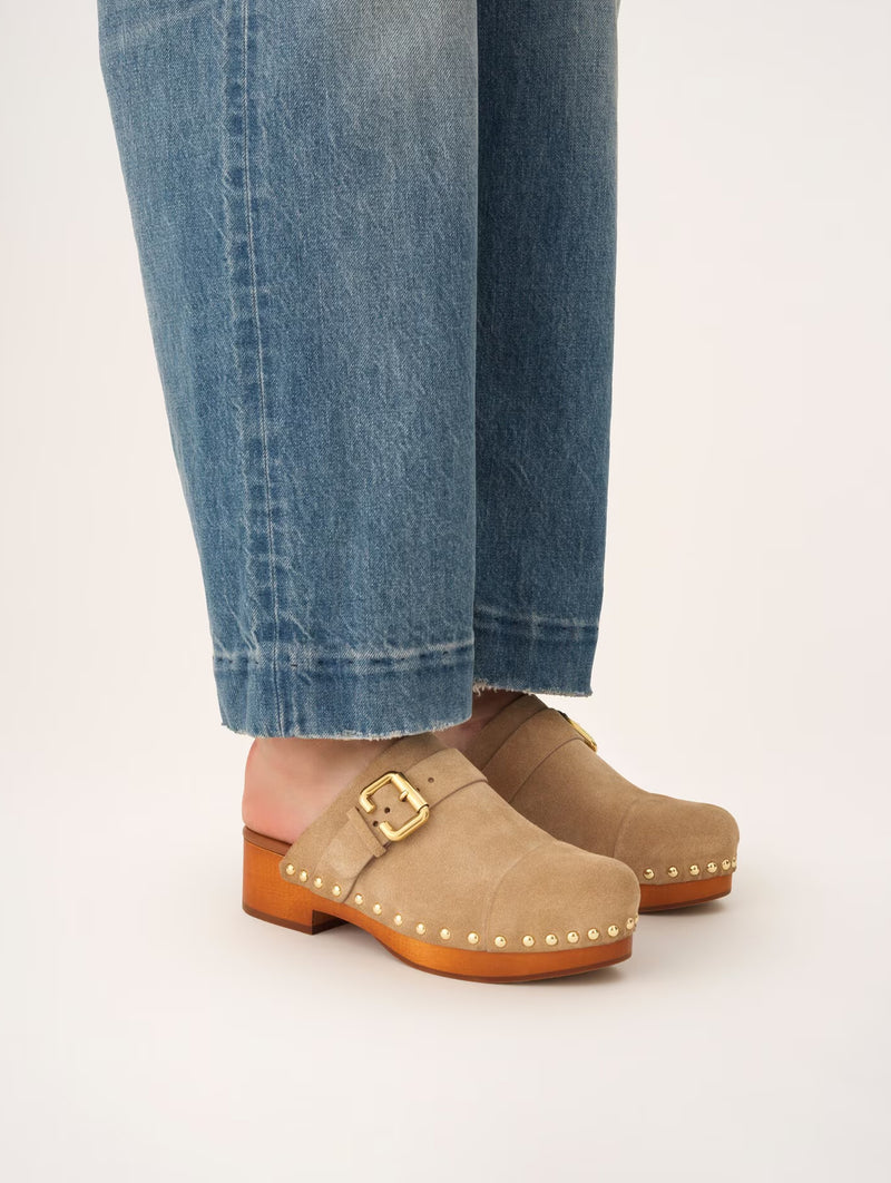 Jeannette Clog in Desert Sand