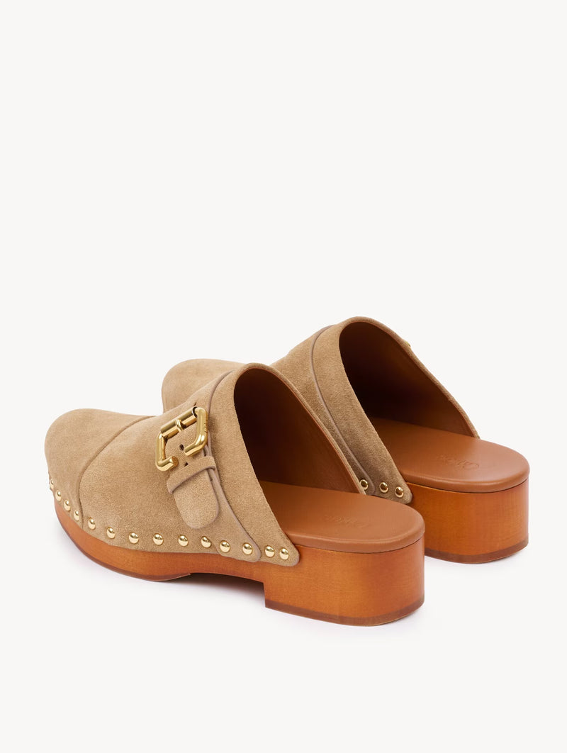 Jeannette Clog in Desert Sand
