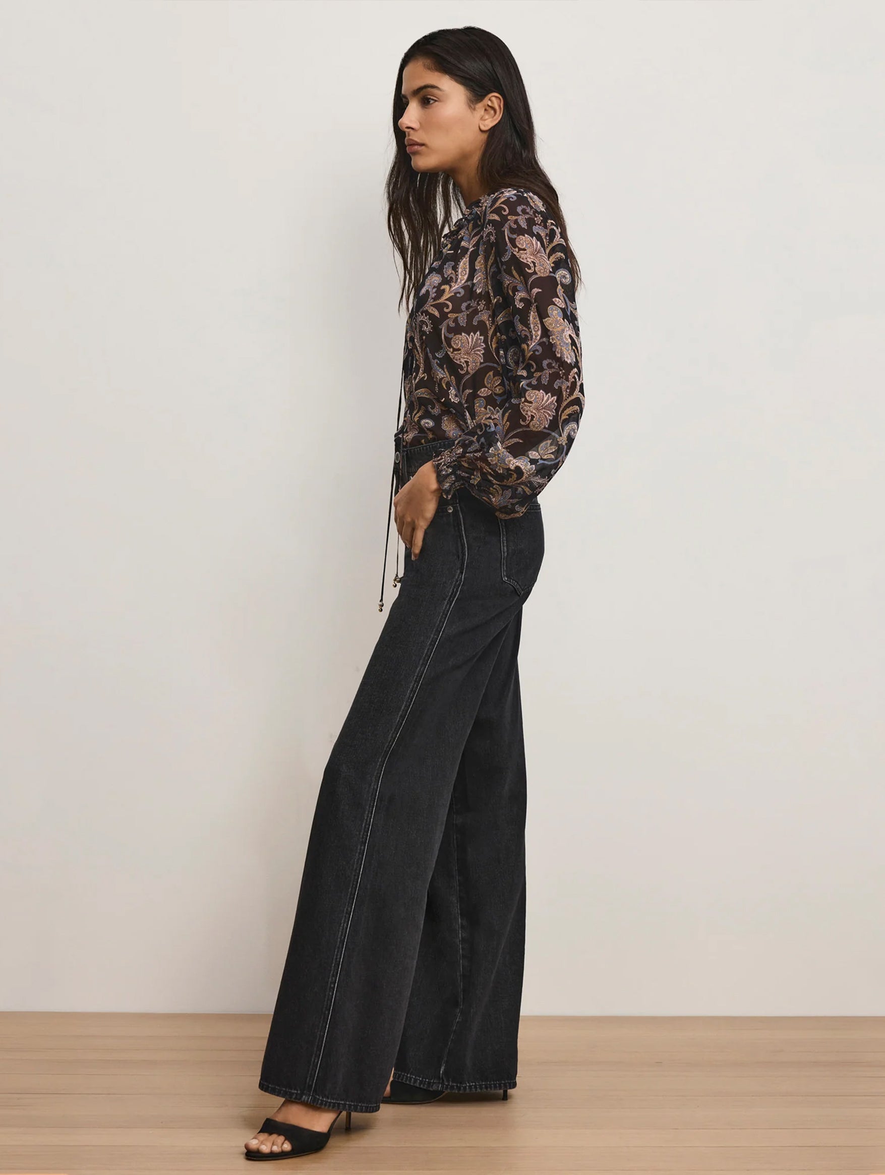 Kasey Wide Leg Jean in Washed Onyx