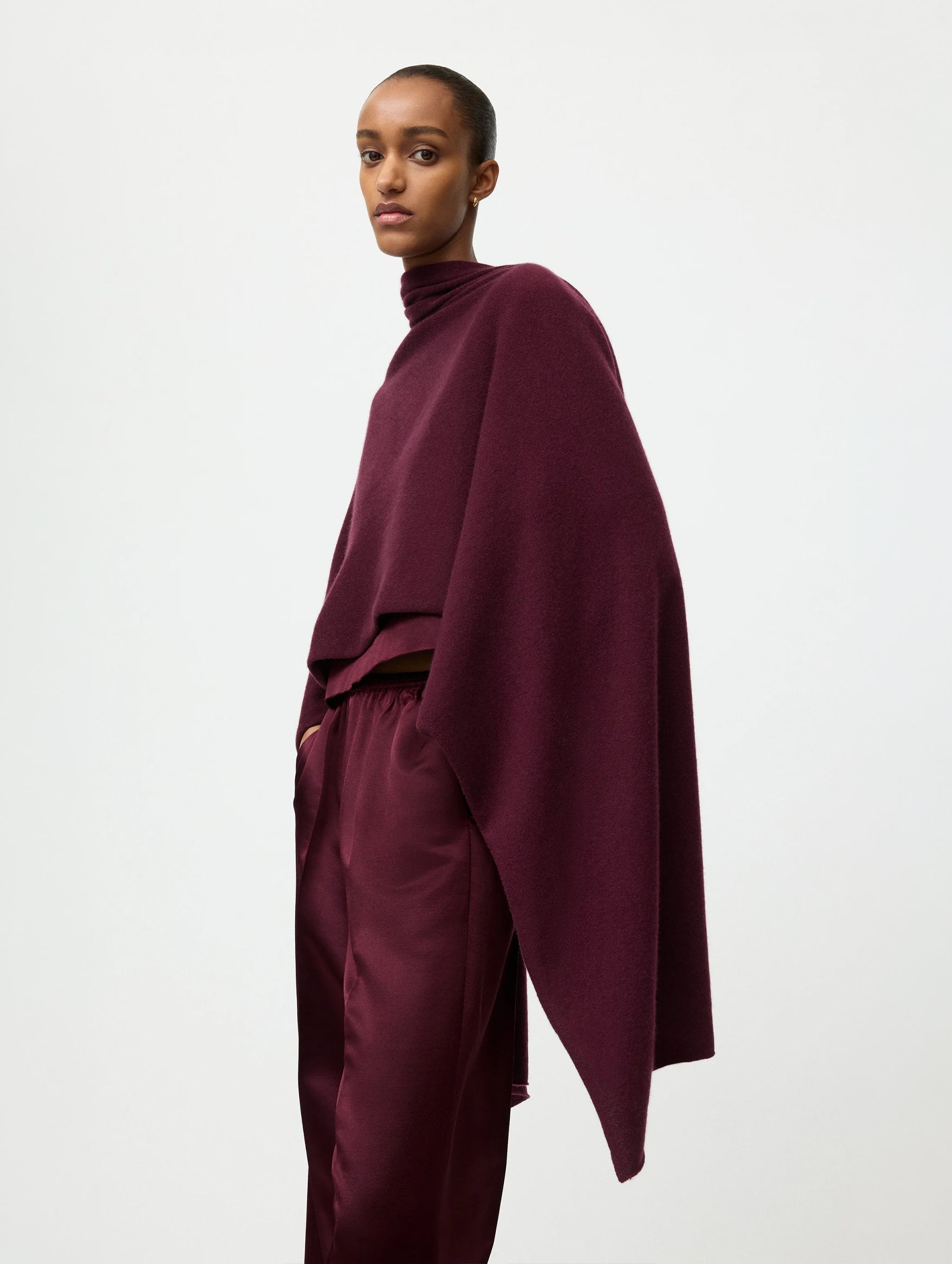 Knitted Scarf in Bordeaux