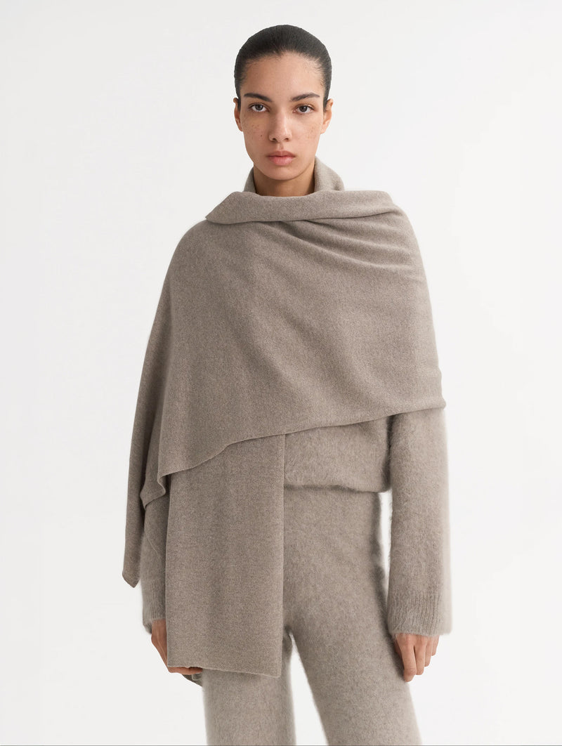 Knitted Scarf in Greige