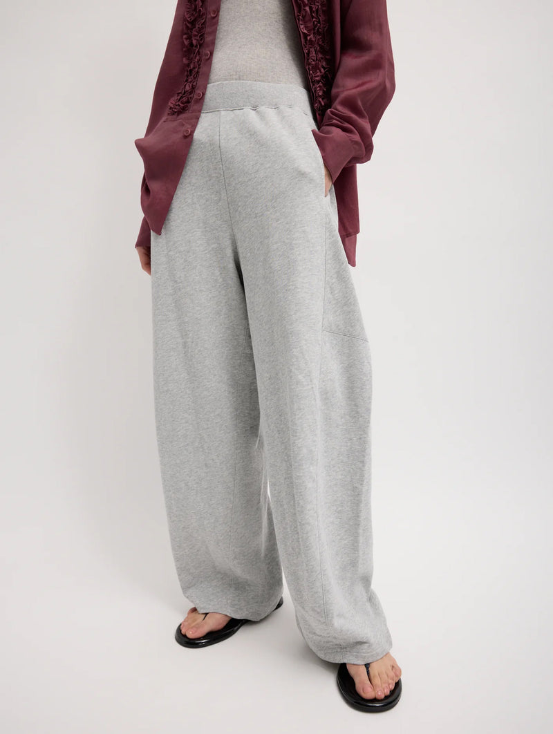 Light Weight Sweatshirting Regular Winslow Pant in Heather Grey