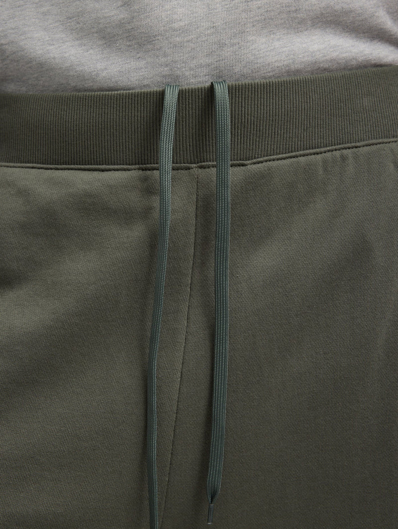 Light Weight Sweatshirting Regular Winslow Pant in Olive