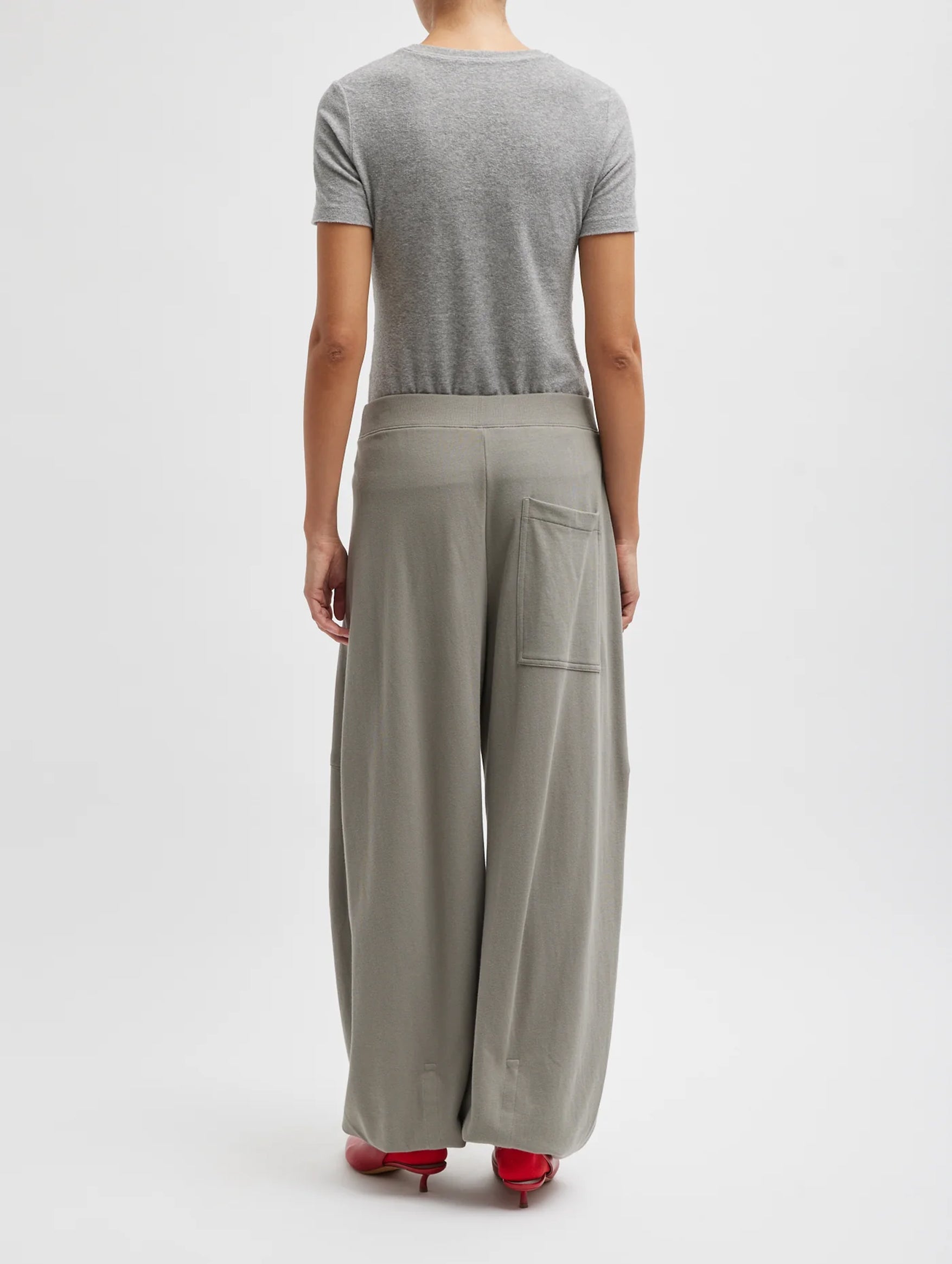 Light Weight Sweatshirting Regular Winslow Pant in Dark Stone