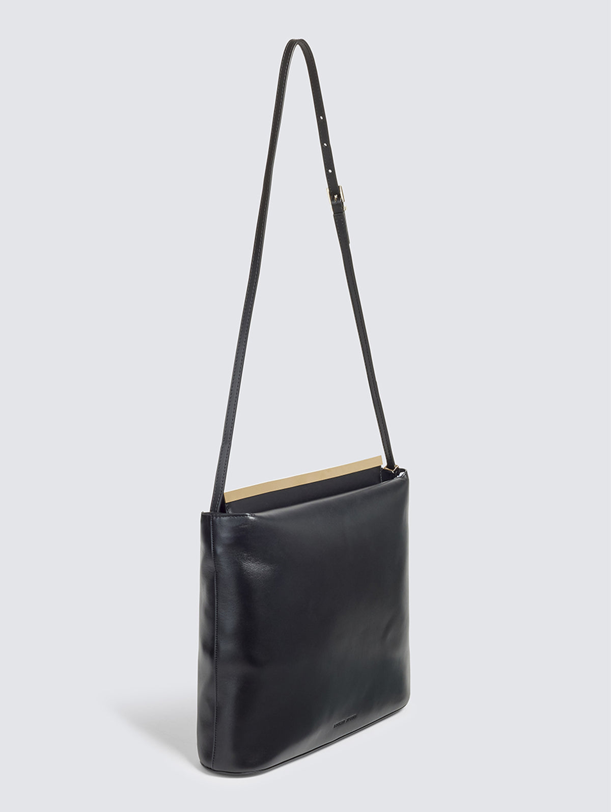 Linda Leather Shoulder Bag in Black