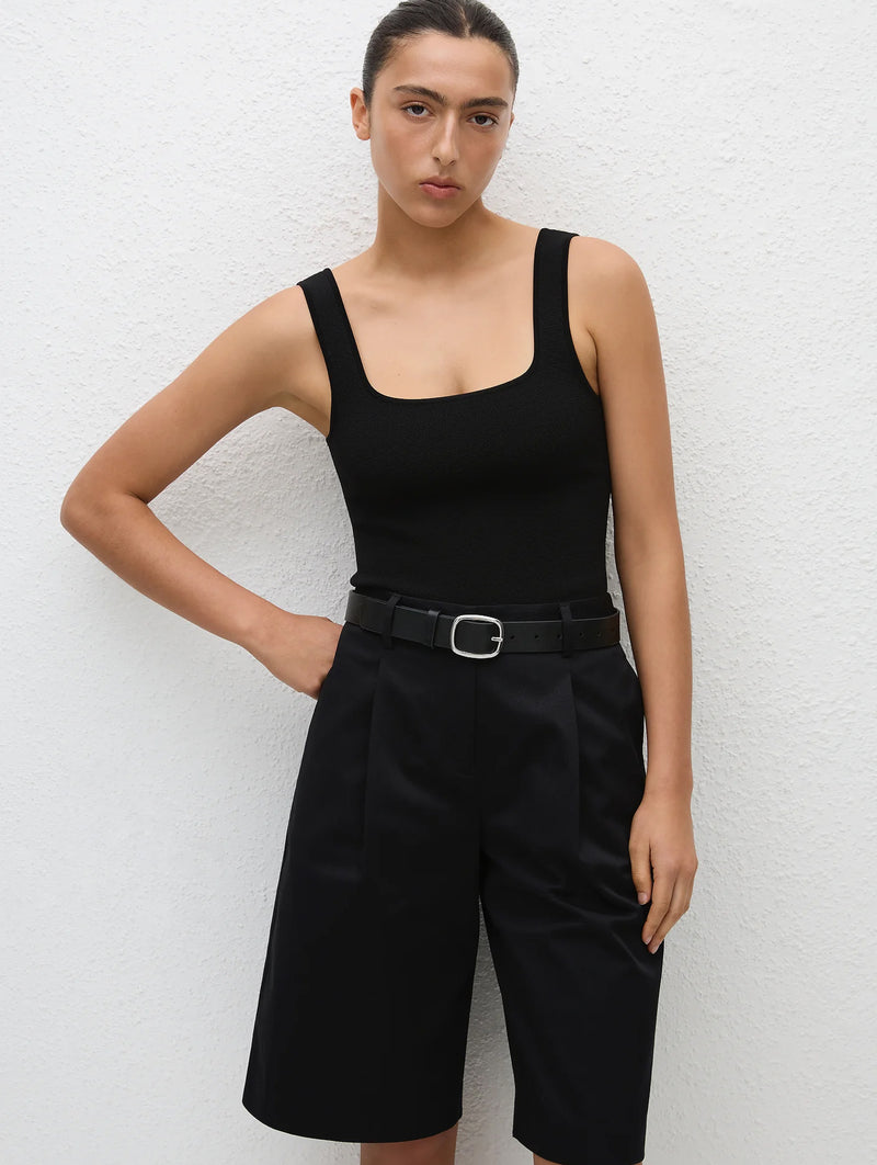 Long Chino Short In Black
