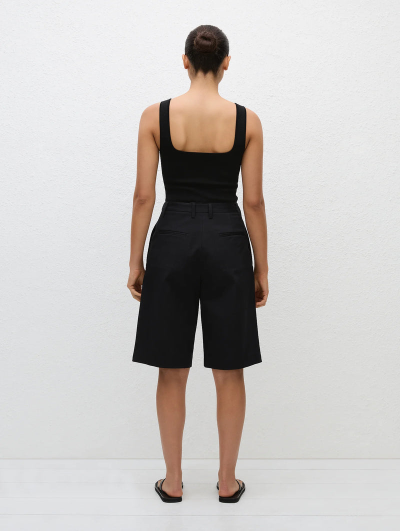 Long Chino Short In Black