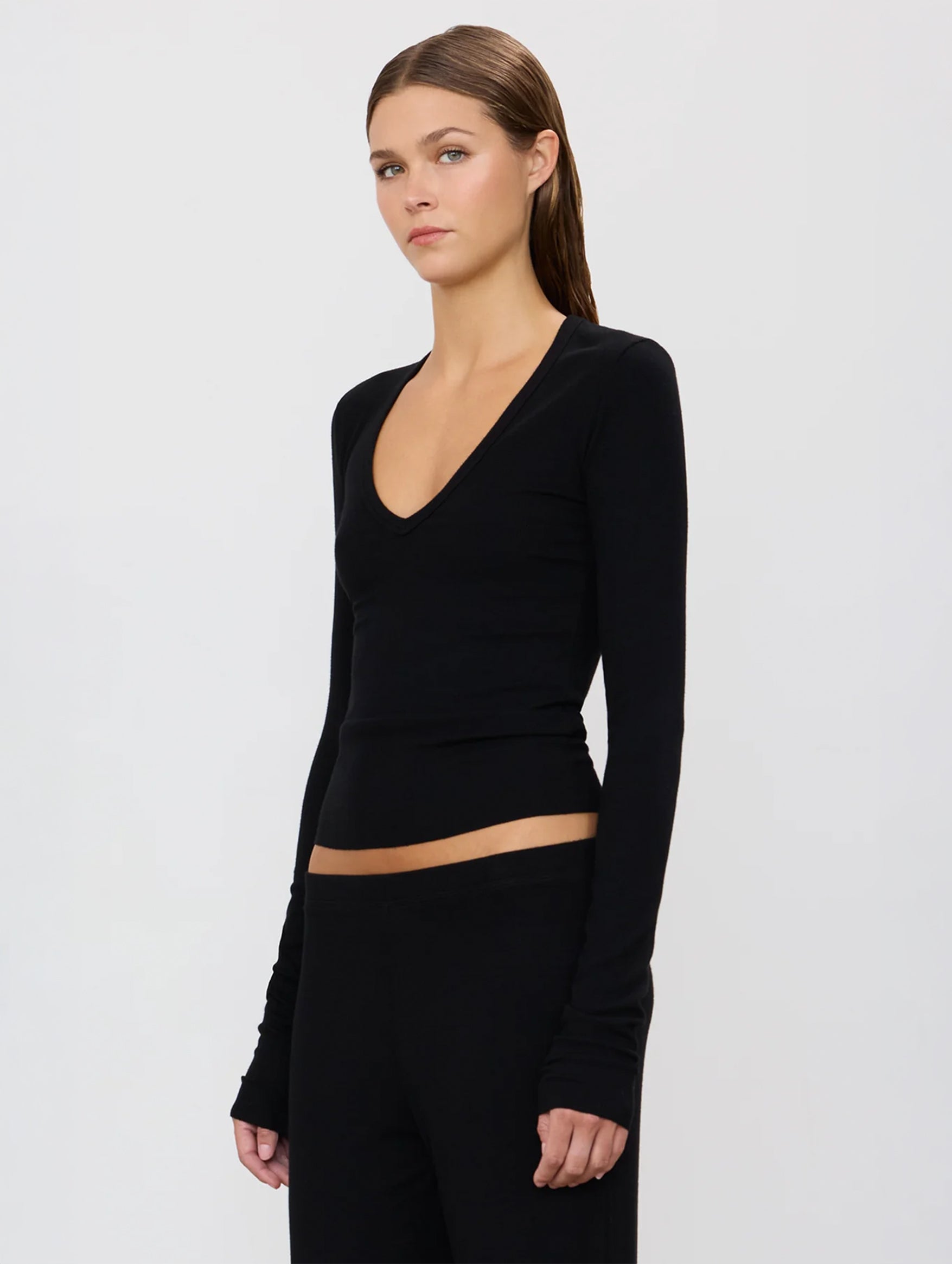 Long Sleeve V-Neck Top in Black