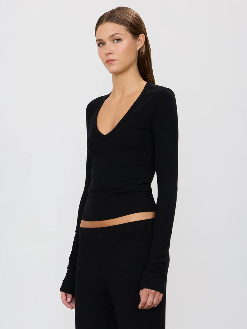 Long Sleeve V-Neck Top in Black