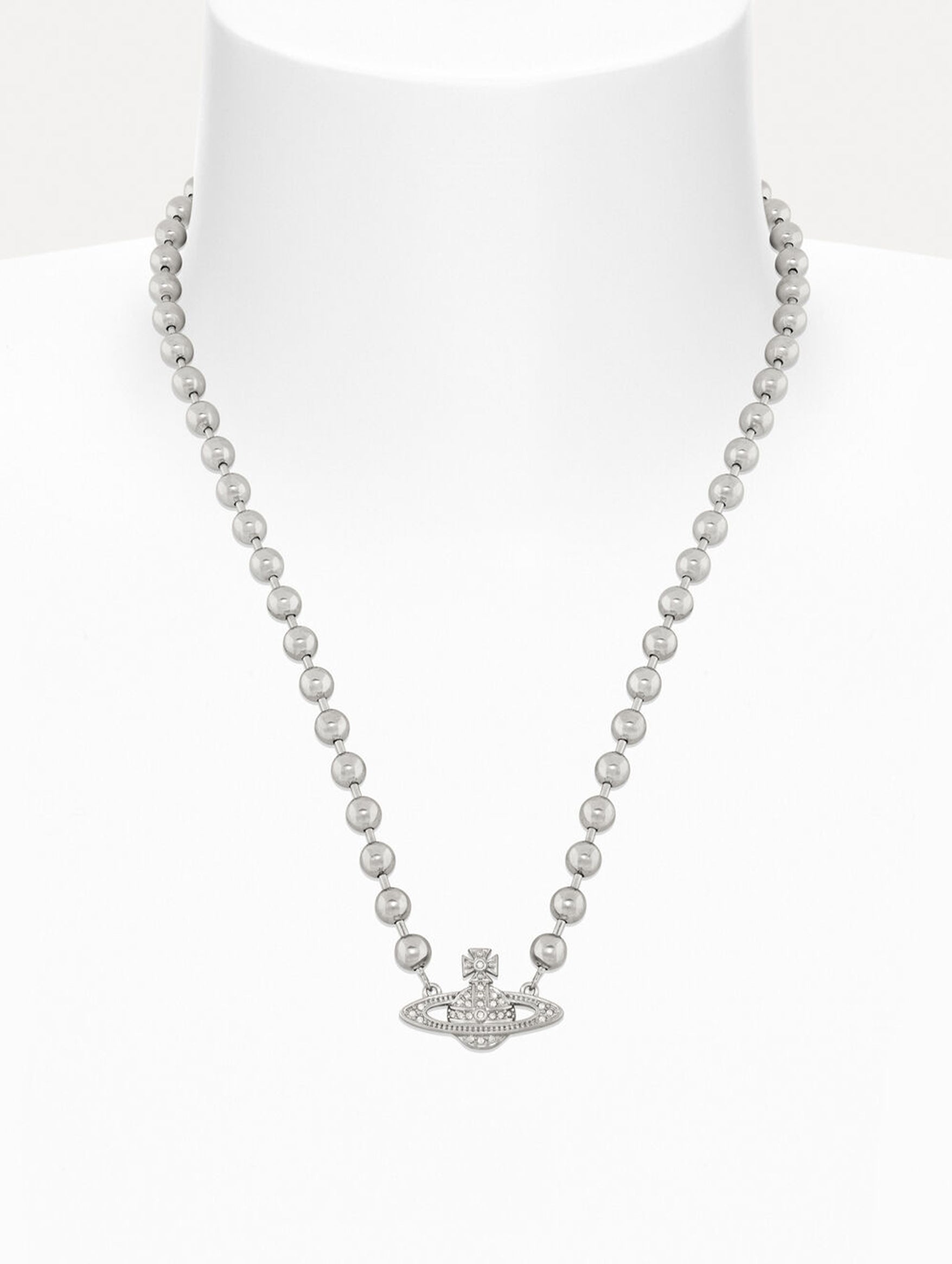 Man Thames Mini Relief Necklace in Silver