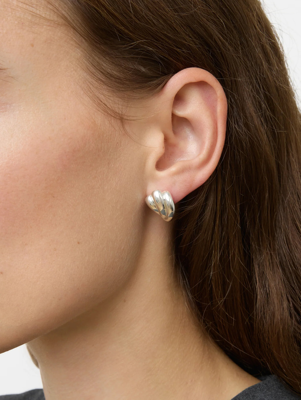 The Magda Earrings in Silver