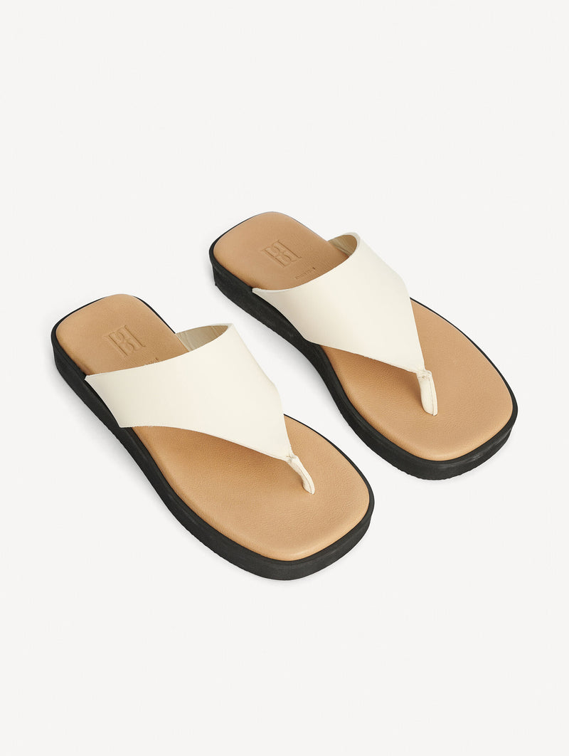 Marisol Leather Sandals in Cream