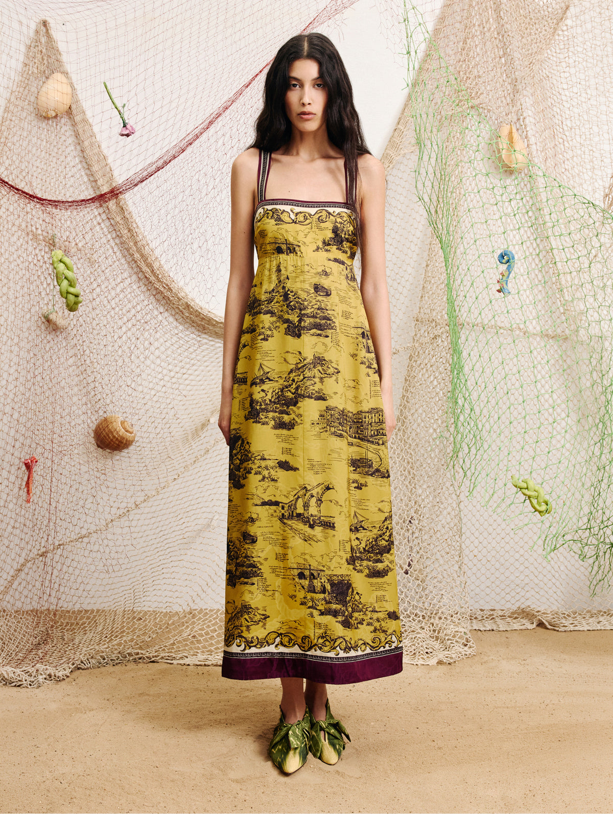 Martos Daydress in Gold Print