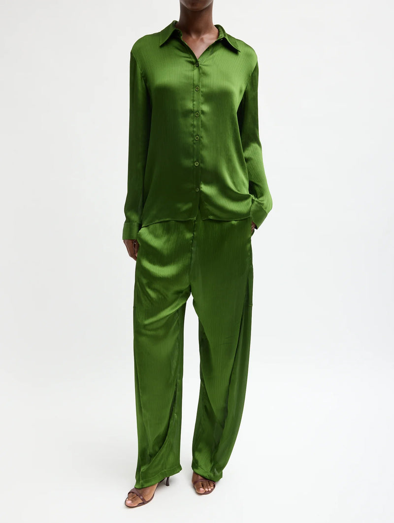Matte Satin Plisse Slim Shirt in Green
