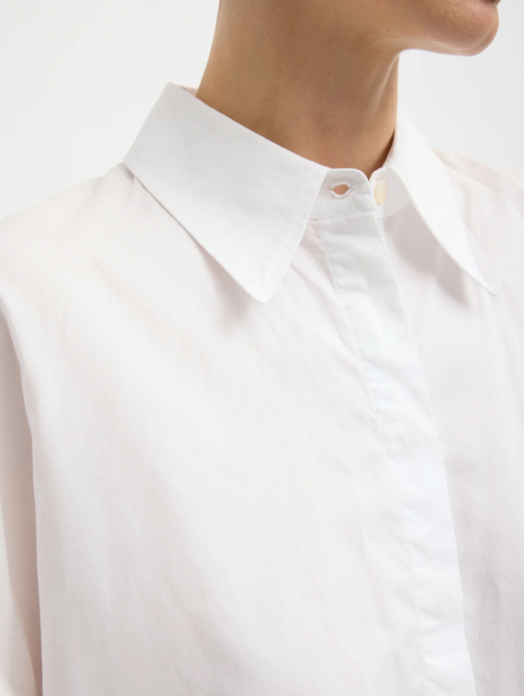 New Shirting Gabe Oversized Shirt in White
