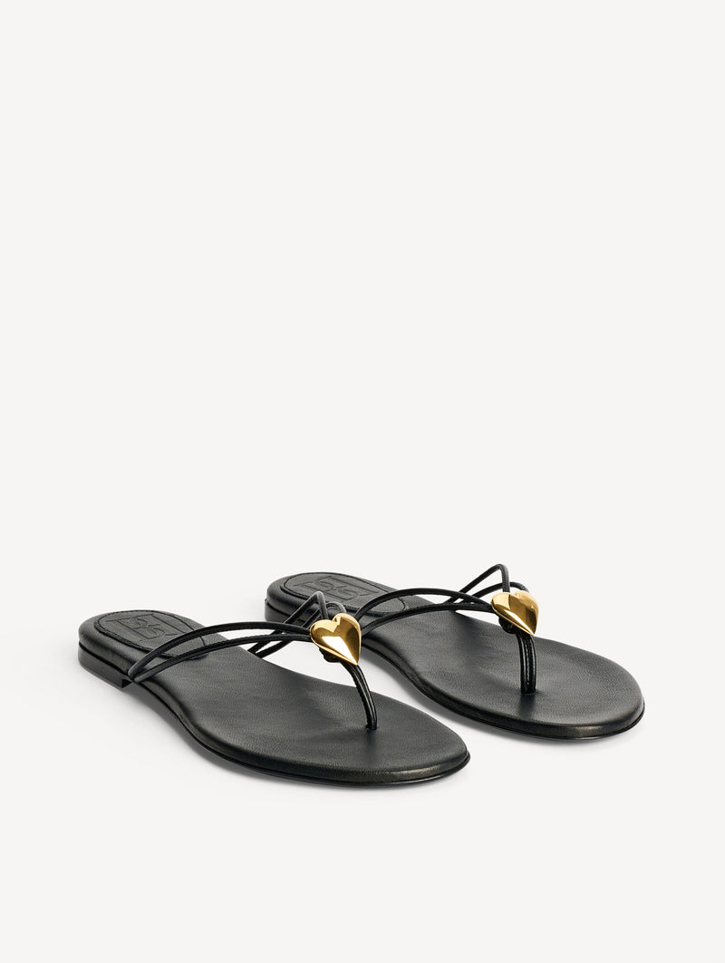 Natta Heart Leather Sandals in Black
