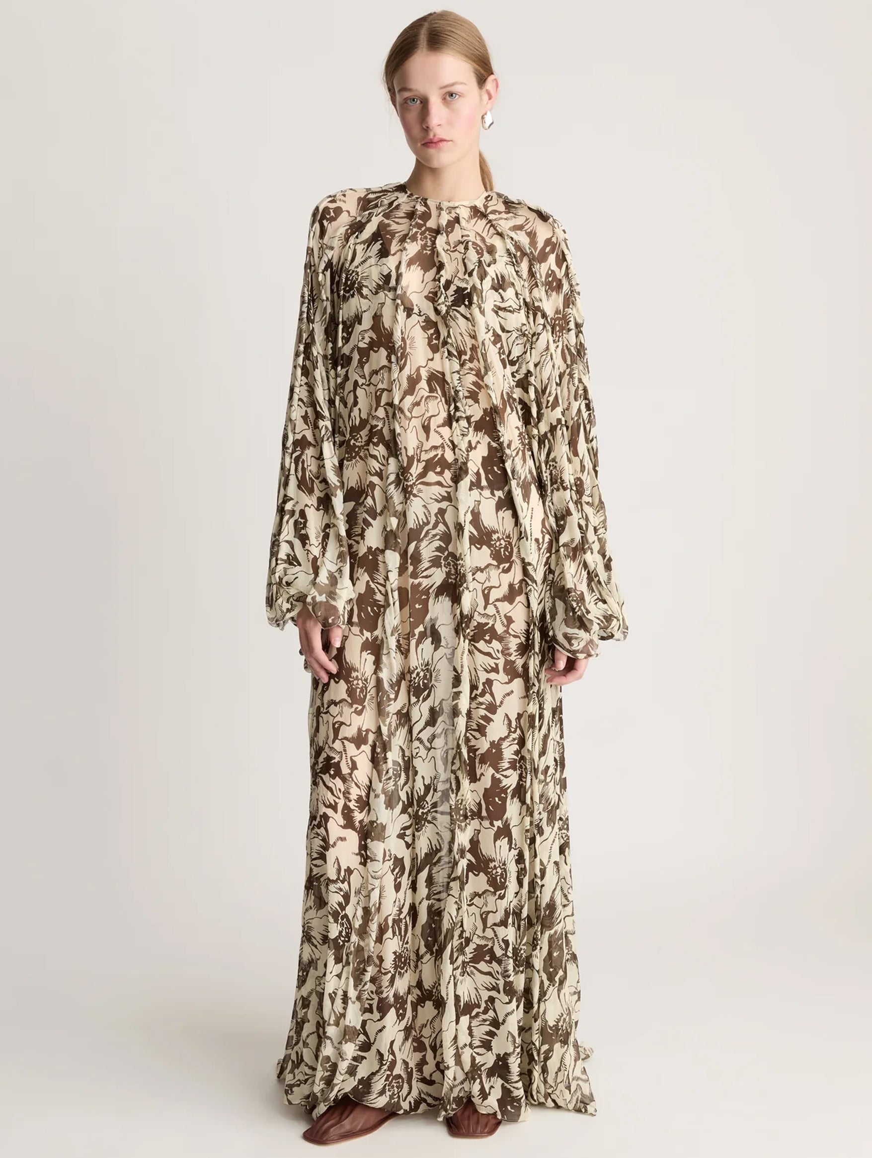 Neeve Dress in Walnut