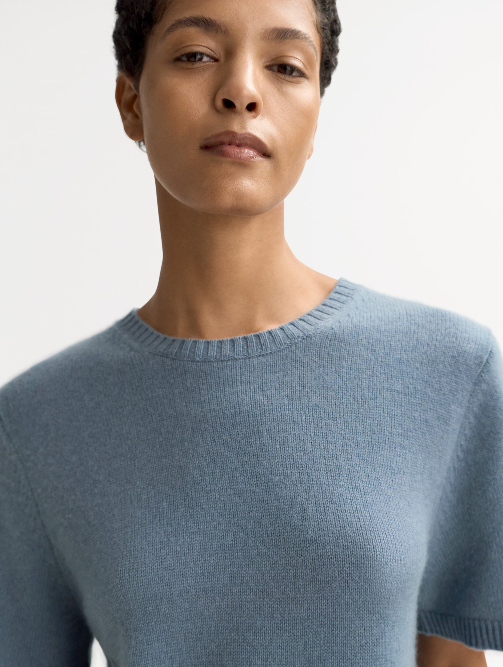 Oversized Cashmere T-Shirt in Retro Blue