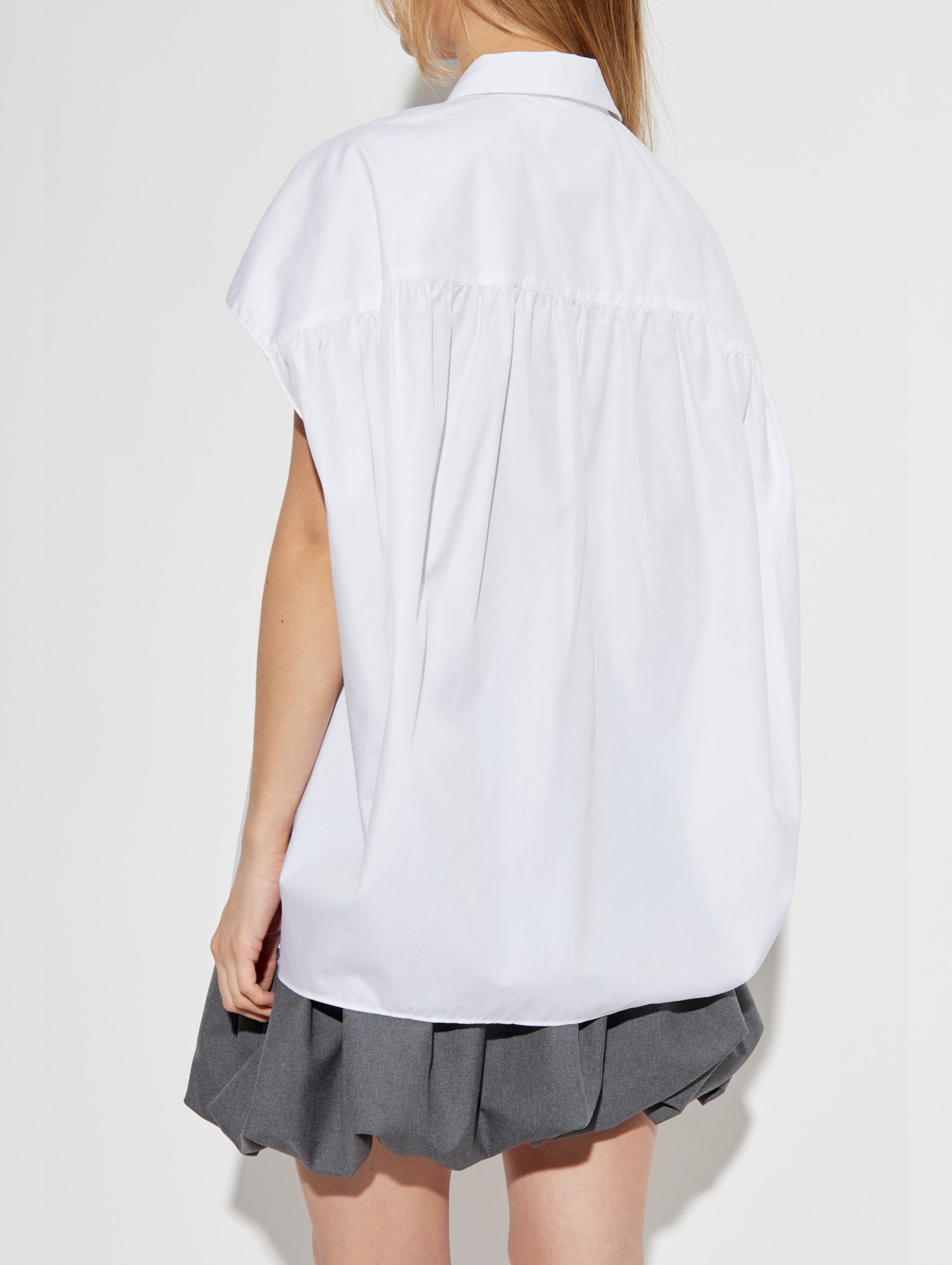 Oversized Sleeveless Shirt in Lily White