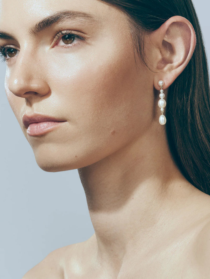 Petite Amis de la Perle Earrings