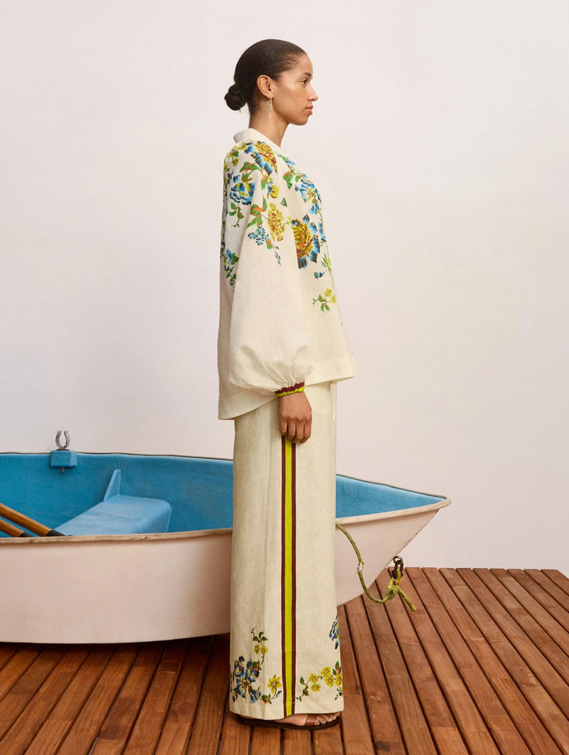 Phyllis Pant in Cream