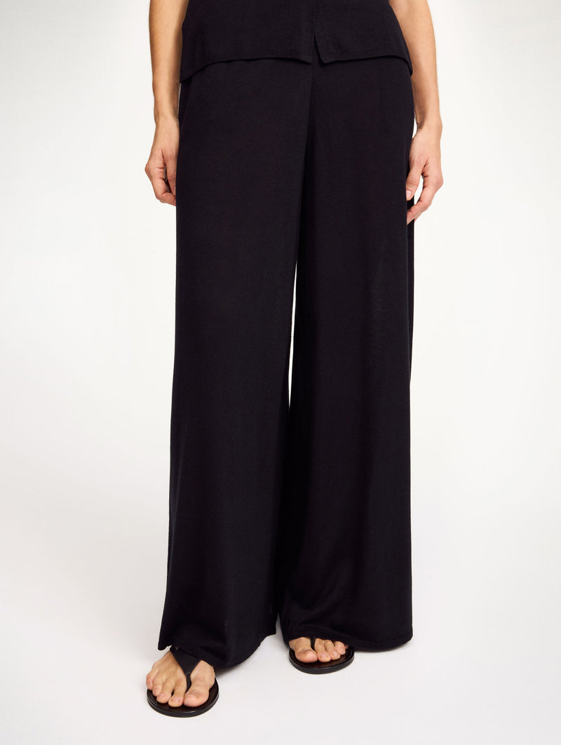 Piscata Wide-leg Trousers in Black
