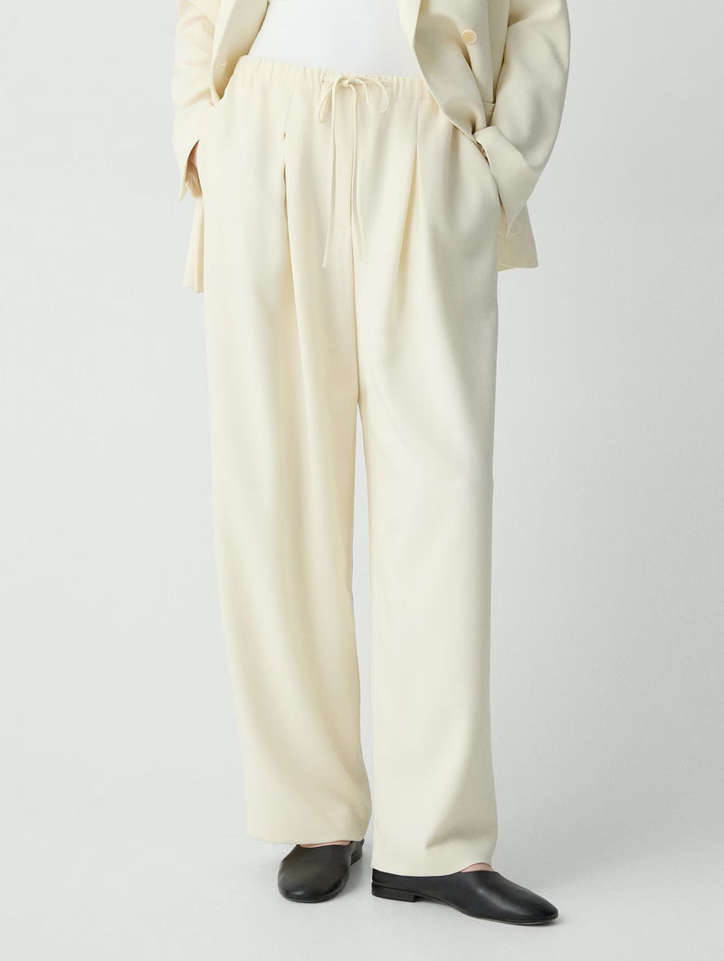 Pleat Casual Pant in Rice