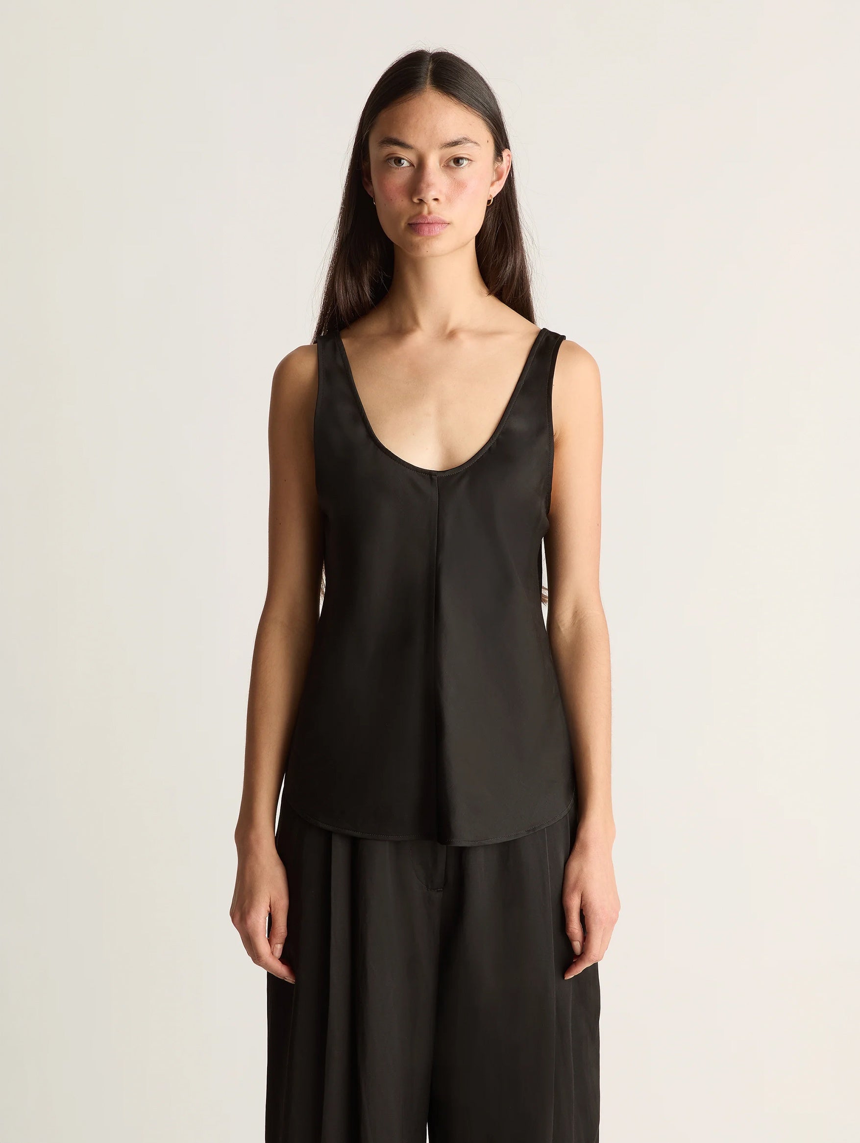 Powell Tank in Black