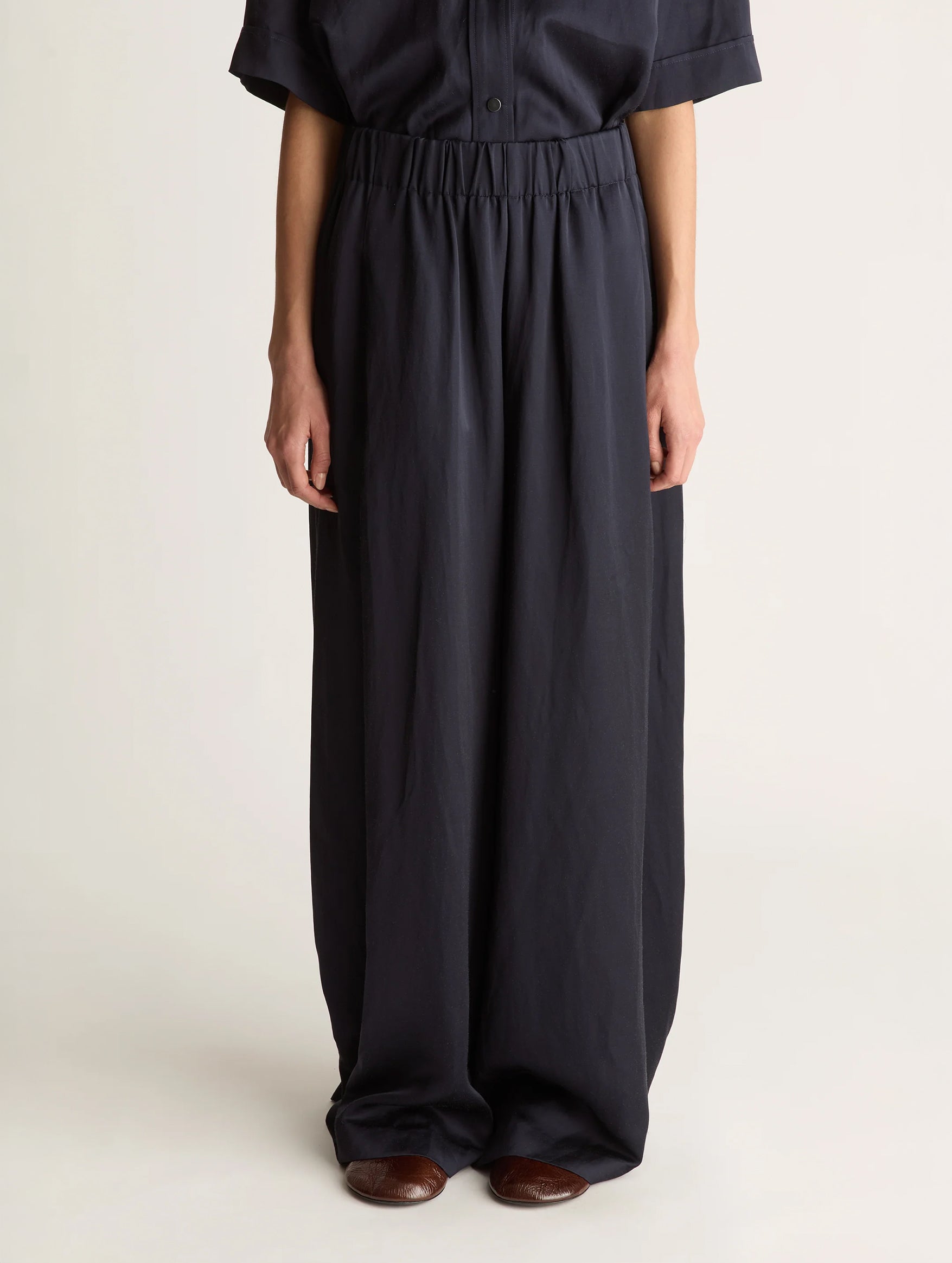 Powell Wide Leg Pant in Navy