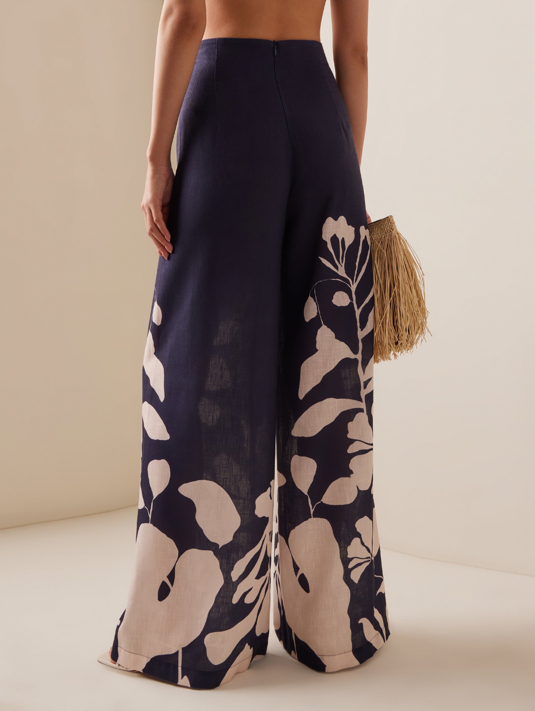 Preferida Wide Leg Pants in Navy Linen