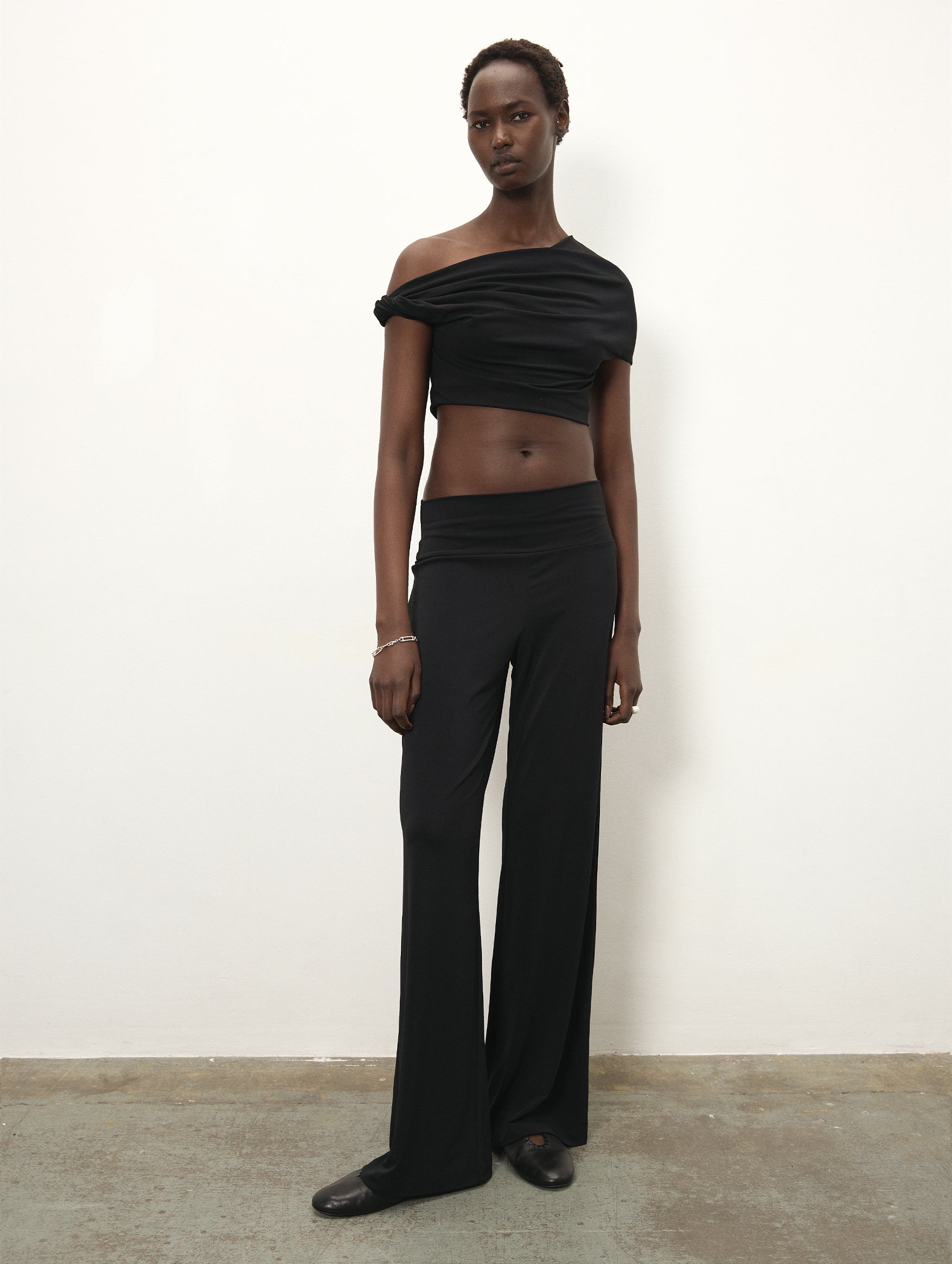 Quincy Trackpant in Black