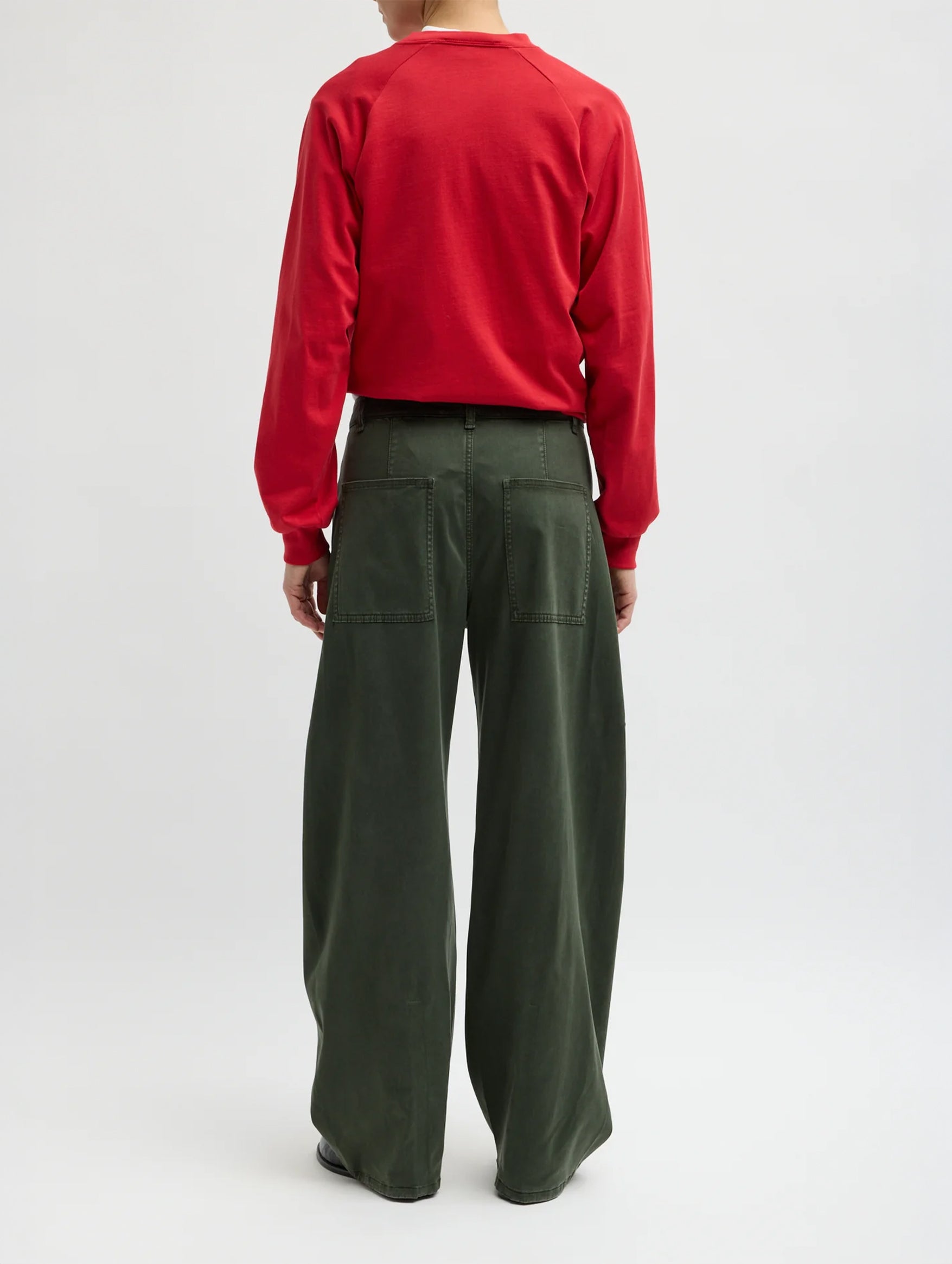 Reactive Garment Dyed Stretch Twill Sid Pant  (Short) in Army Green