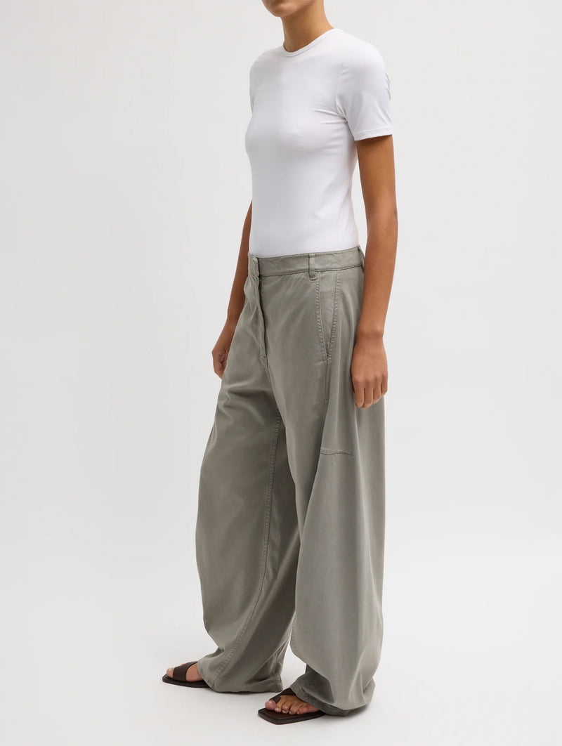 Reactive Garment Dyed Stretch Twill Sid Pant in Pewter (Regular)