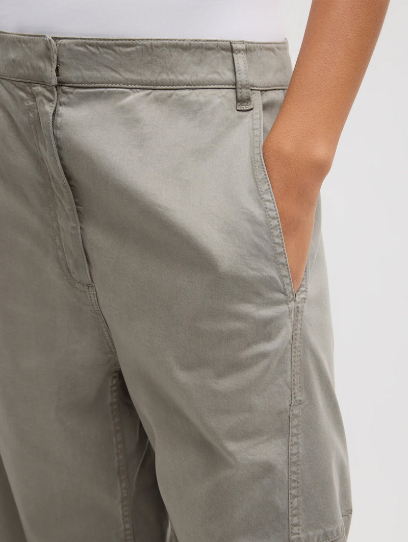 Reactive Garment Dyed Stretch Twill Sid Pant in Pewter (Regular)