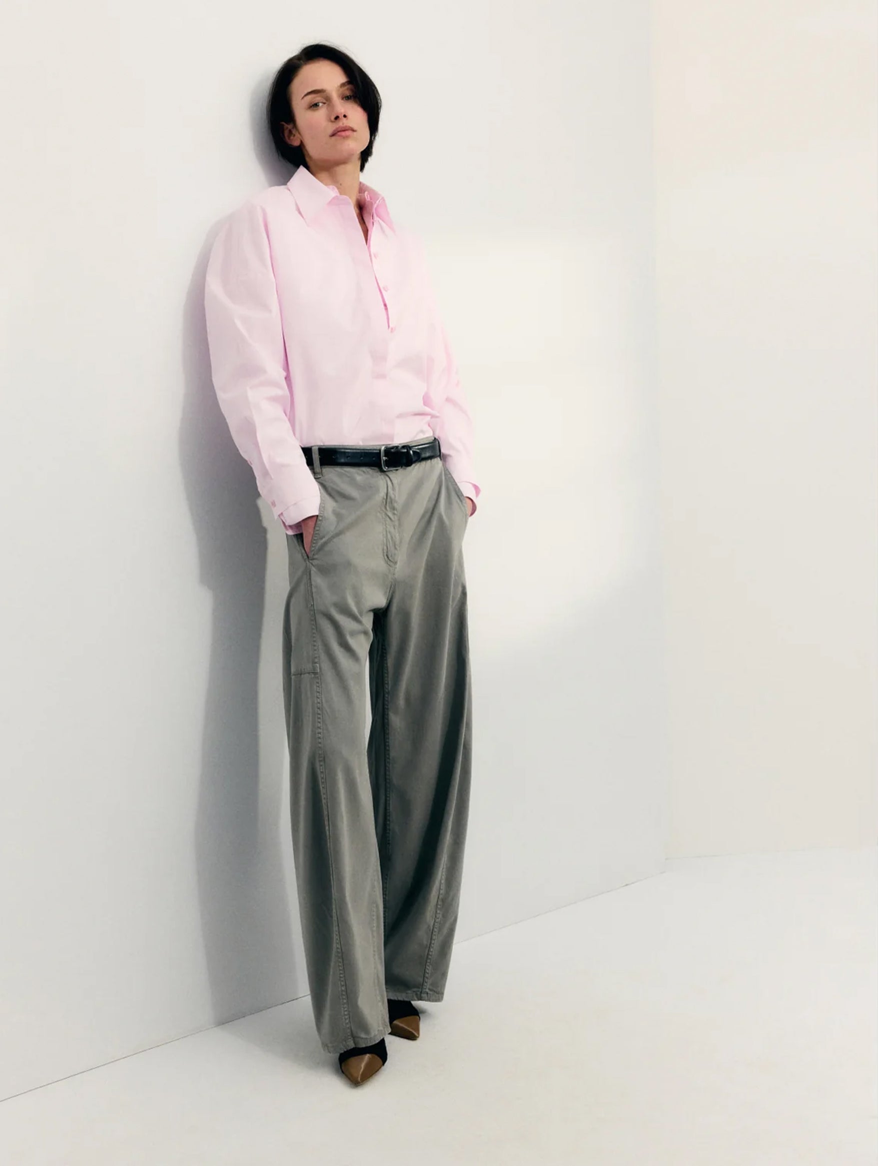 Reactive Garment Dyed Stretch Twill Sid Pant in Pewter (Short)