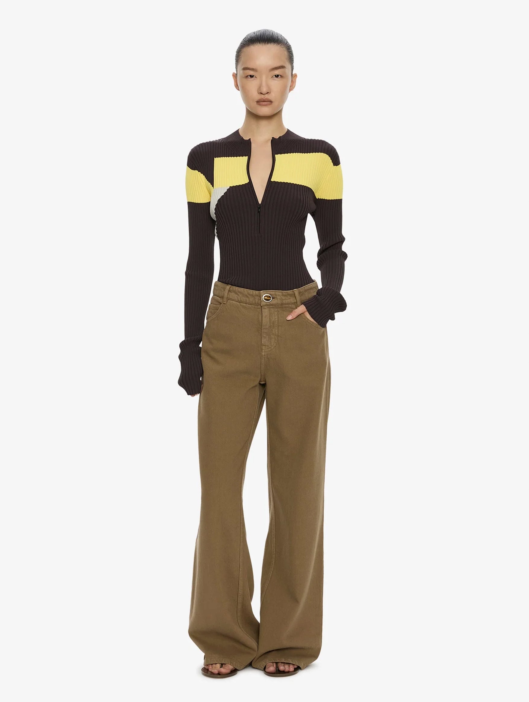 Relaxed Denim Quartz Jean in Khaki