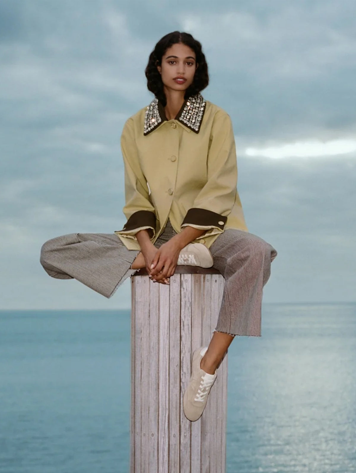 Riviera Suede Sneaker in Sand/Lily
