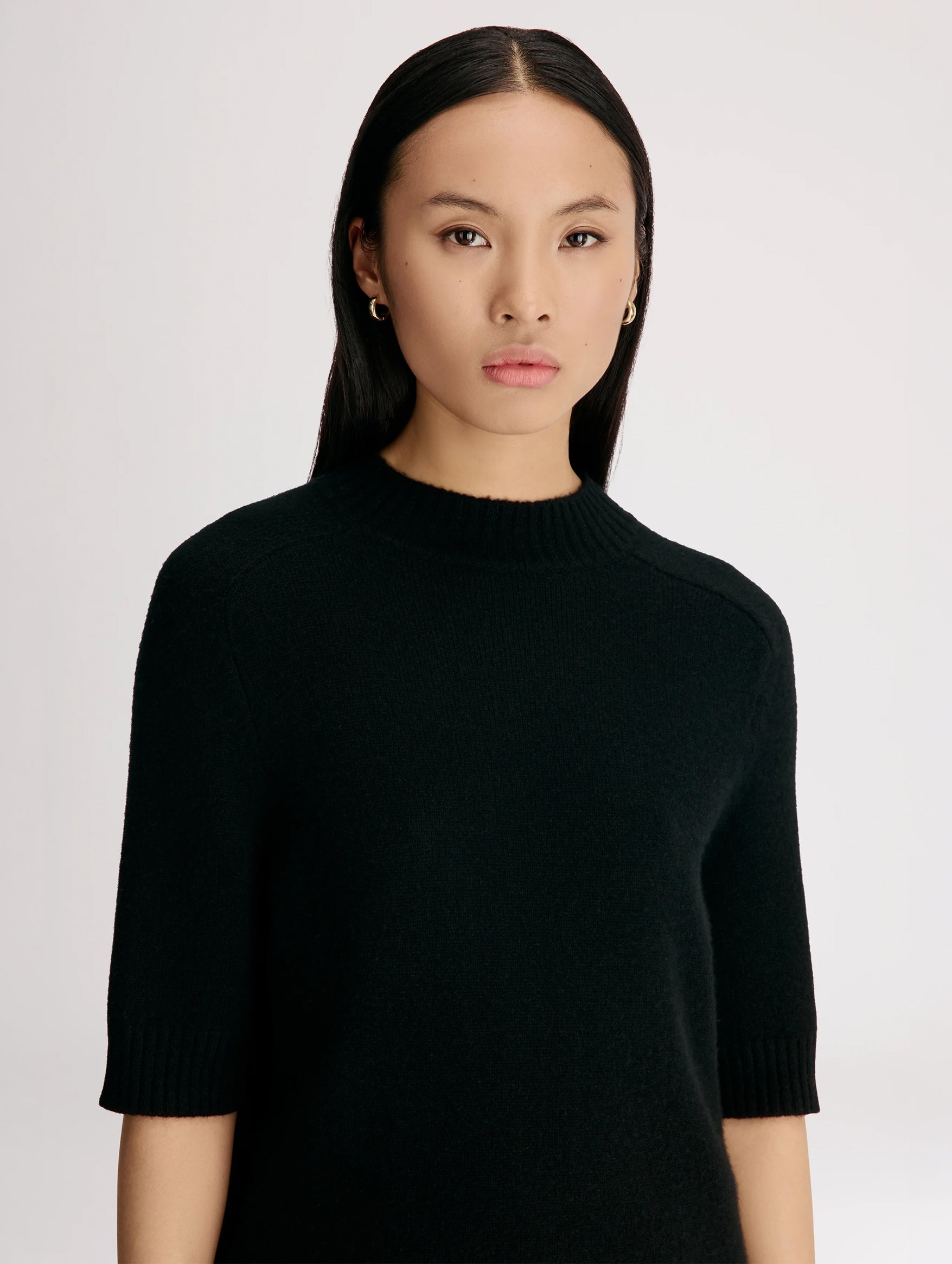 Ruth Short Saddle-Sleeve Top in Black