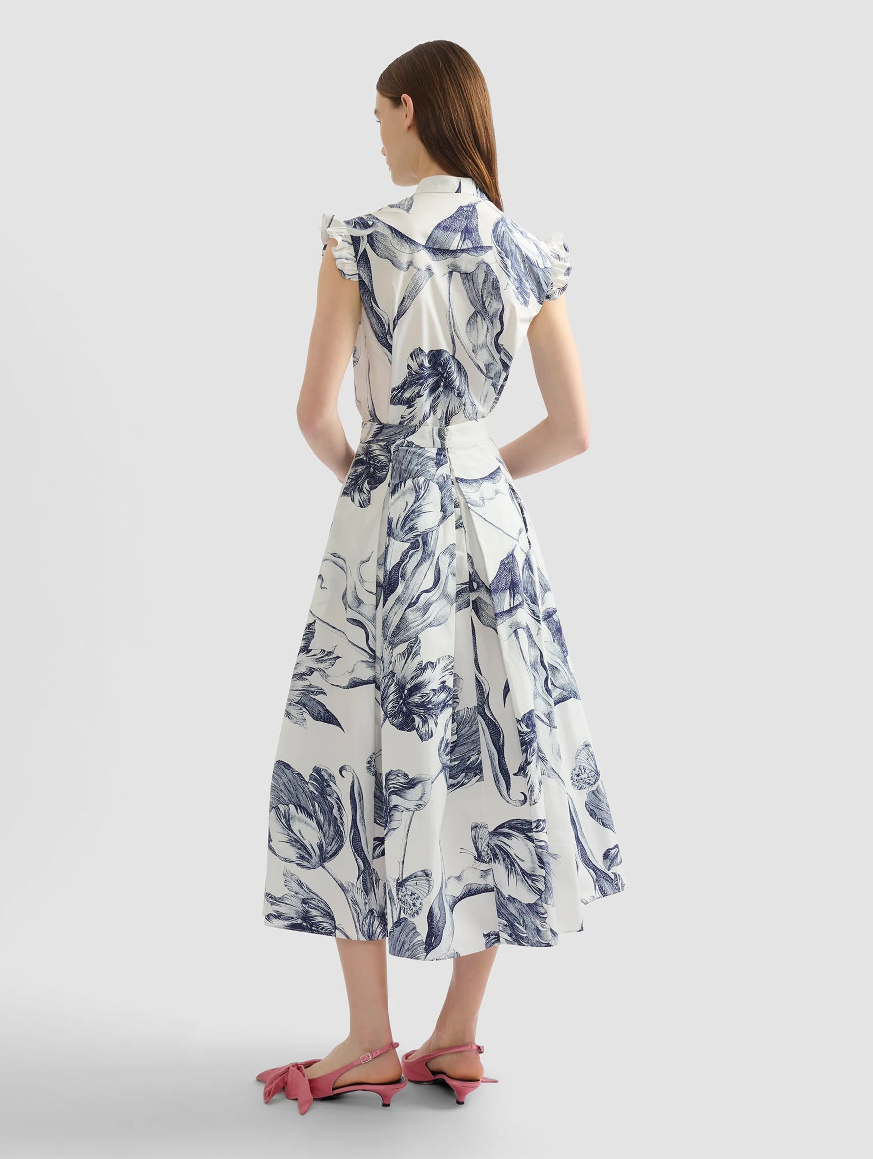Sleeveless Top in Botanical Engraving Ivory