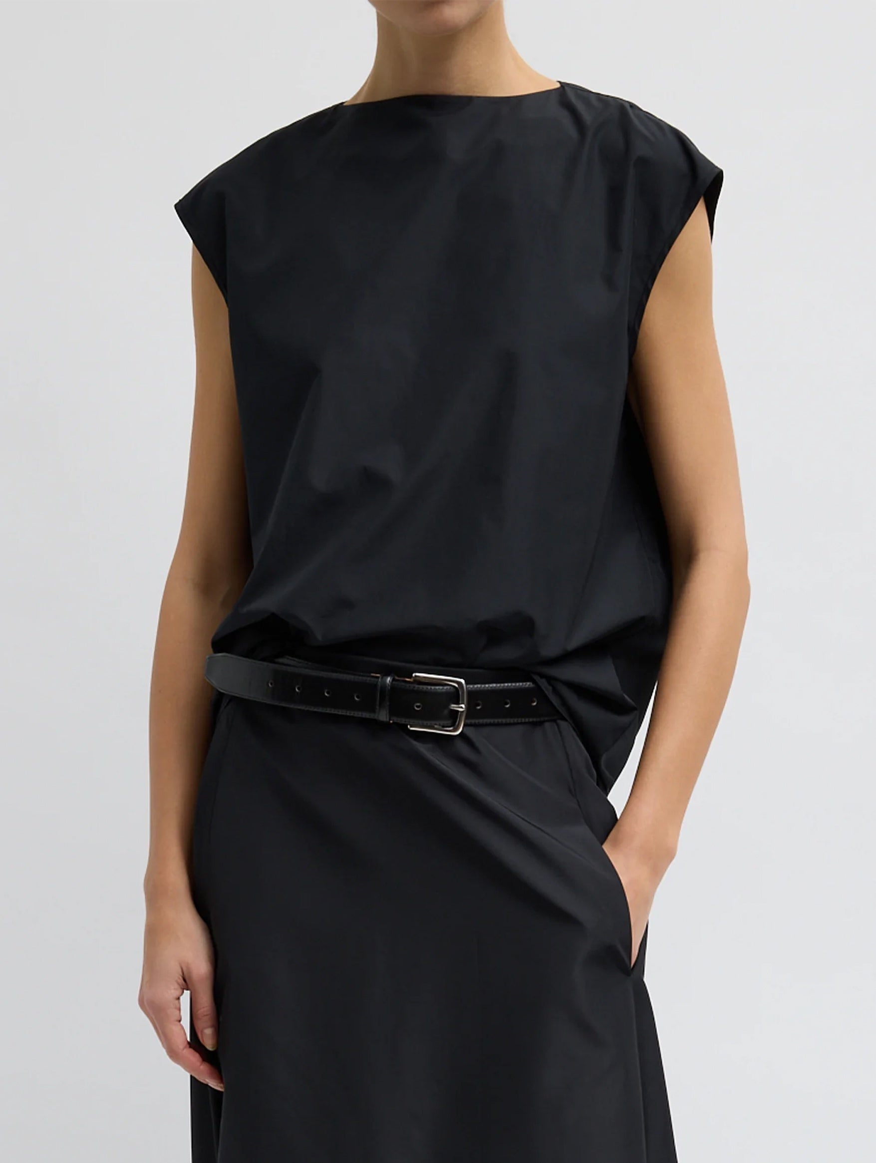 Summer Nylon Sleeveless Cocoon Top in Black