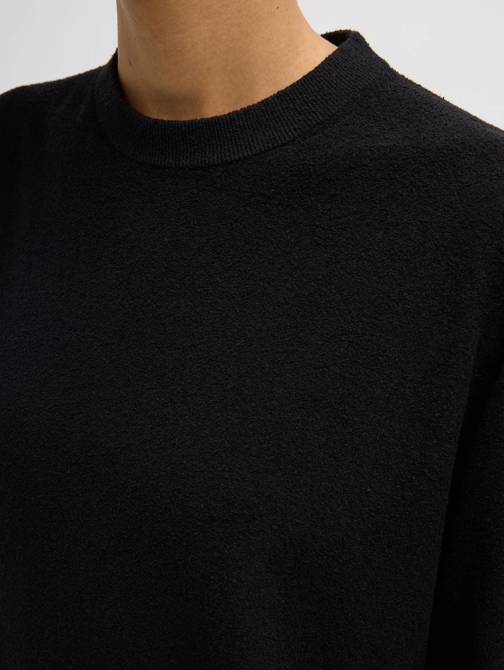 Sable Oversized Easy T in Black
