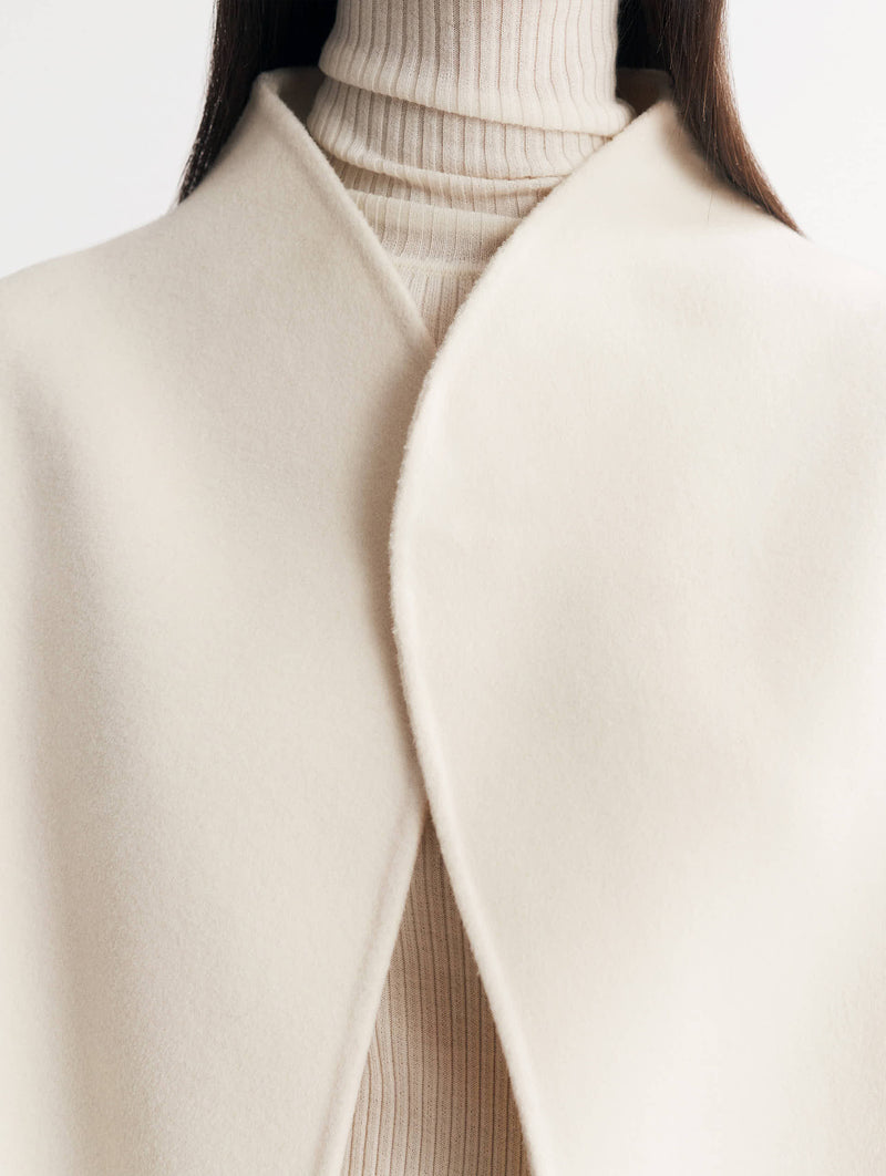 Signature Short Jacket in Feather White