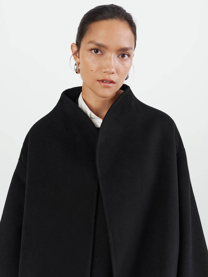 Signature Short Jacket in Black