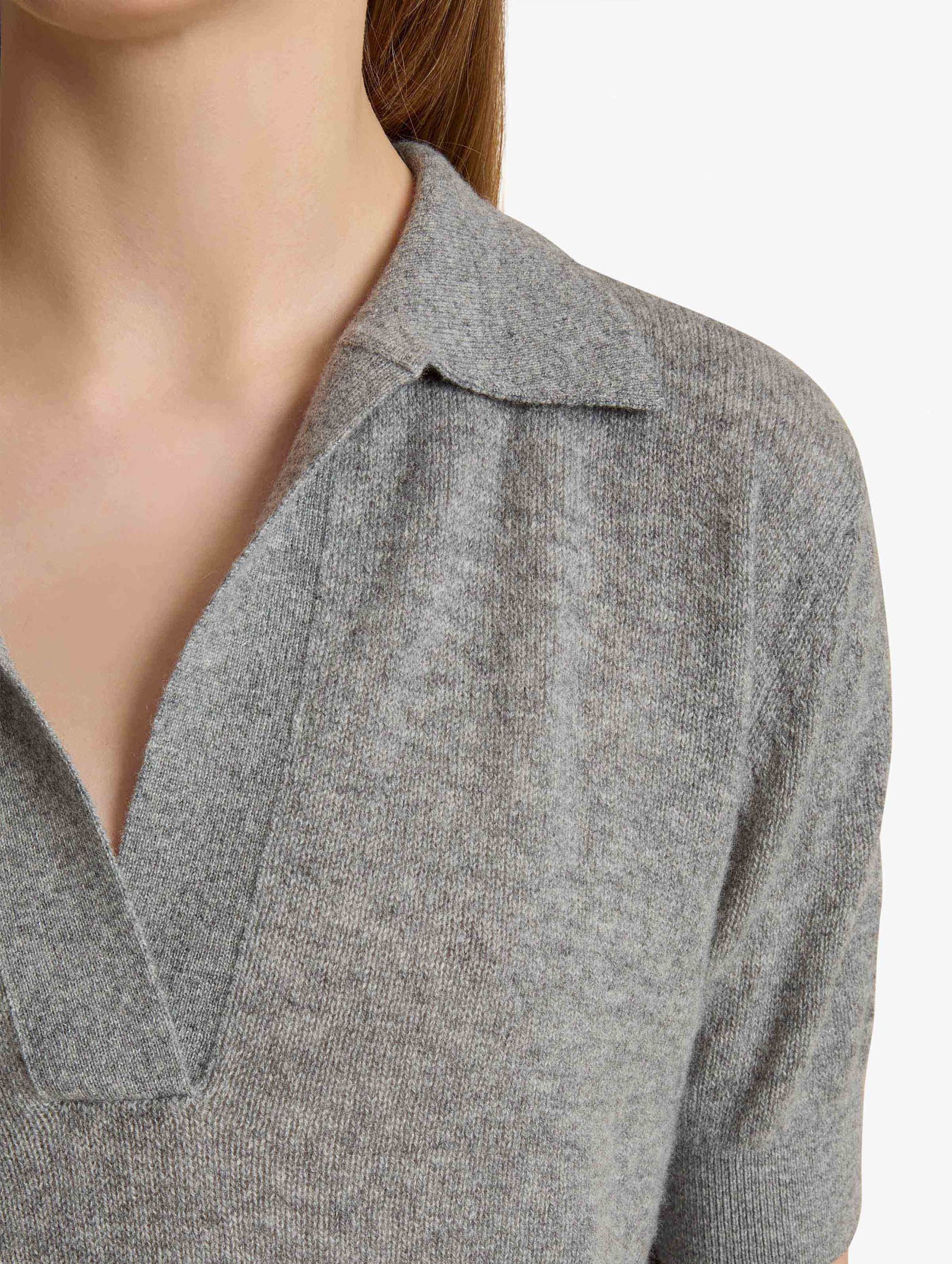 Shrunken Jo Sweater in Warm Grey