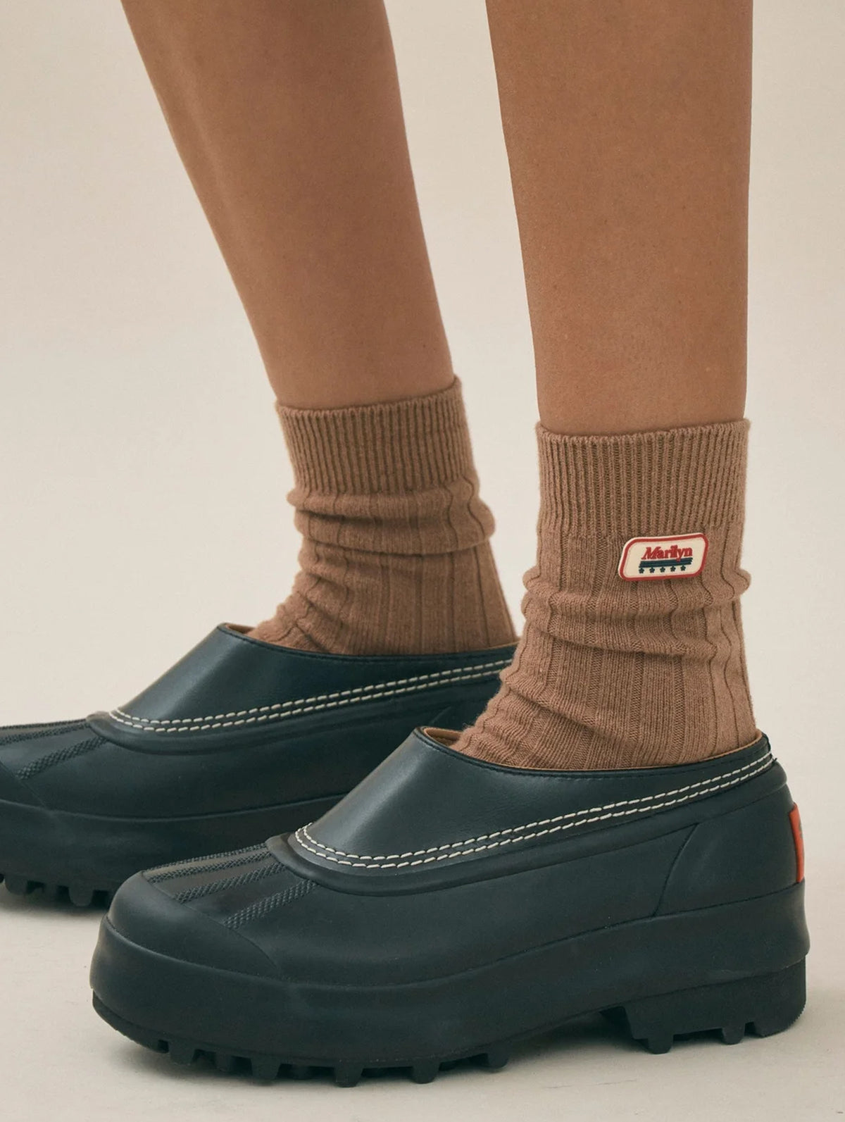 Cashmere Socks in Butterscotch