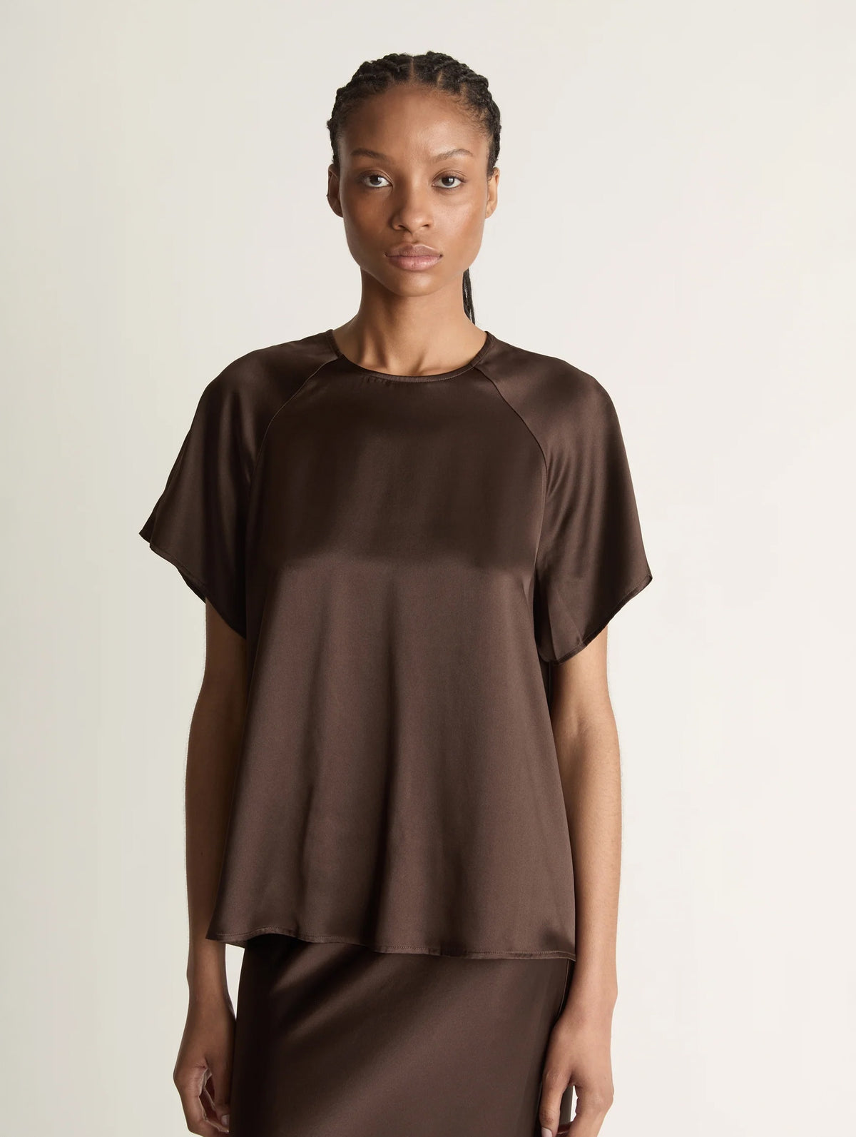 Stella Silk Satin Raglan Tee in Chocolate
