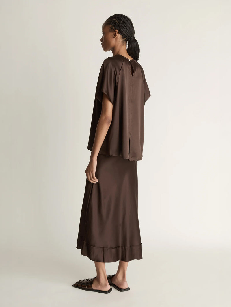 Stella Silk Satin Raglan Tee in Chocolate